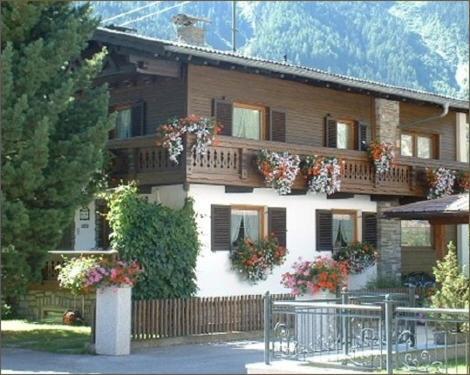 Ferienwohnung Familie Hoefler Langenfeld Exterior photo